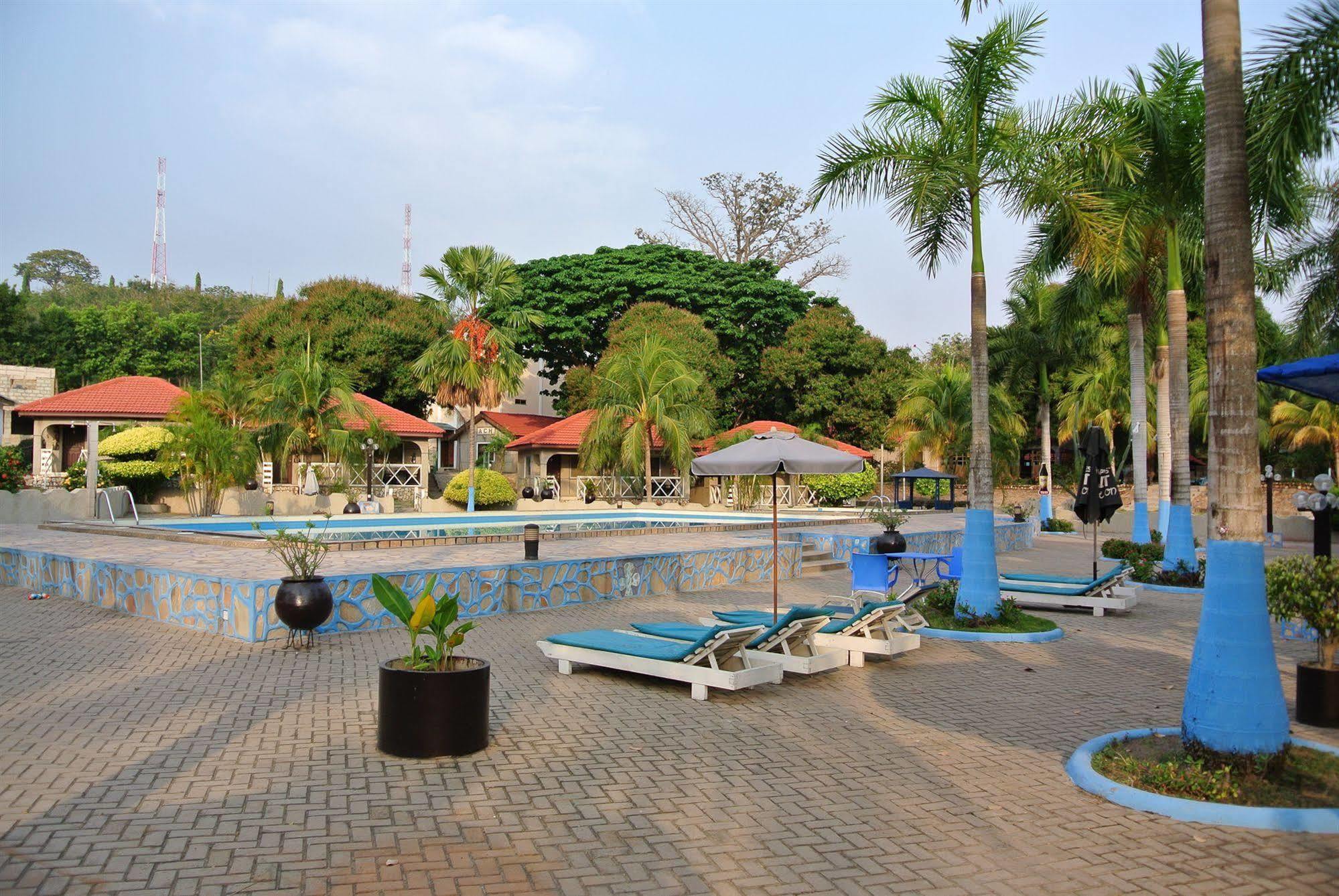 Akosombo Continental Hotel Exteriör bild
